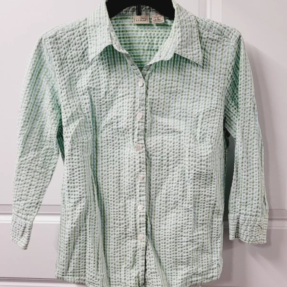 L.L. Bean Women's Blouse Size: Small Button